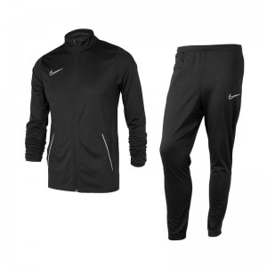 Nike спортивный костюм CW6131-010